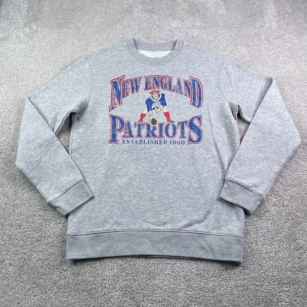 New England Patriots Sweatshirt Mens Medium Grey Fanatics Crewneck Pullover‎